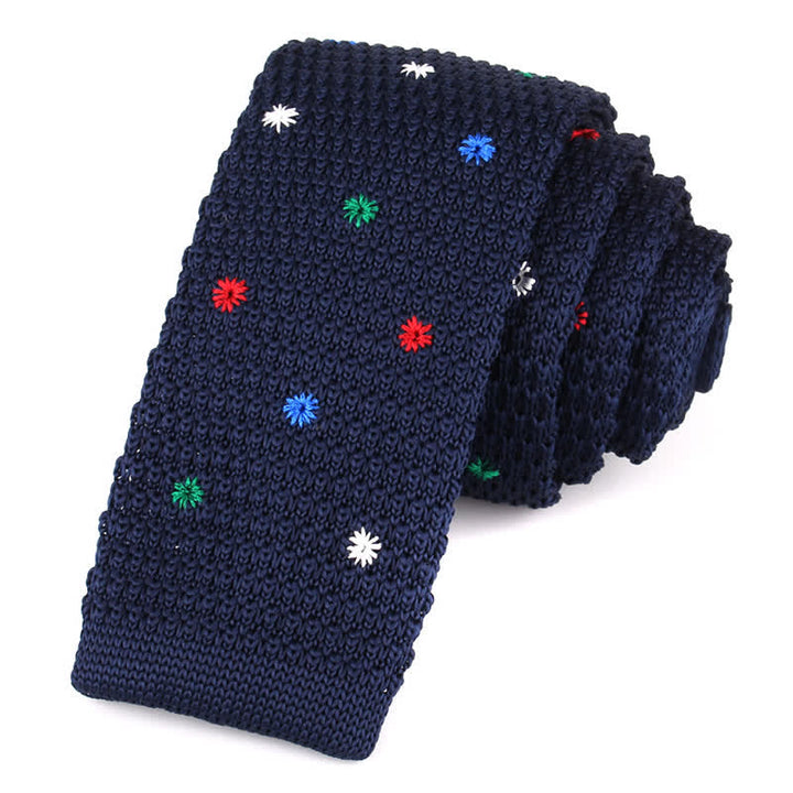 Schmale gestrickte Krawatte mit sich wiederholenden Motiven für Männer