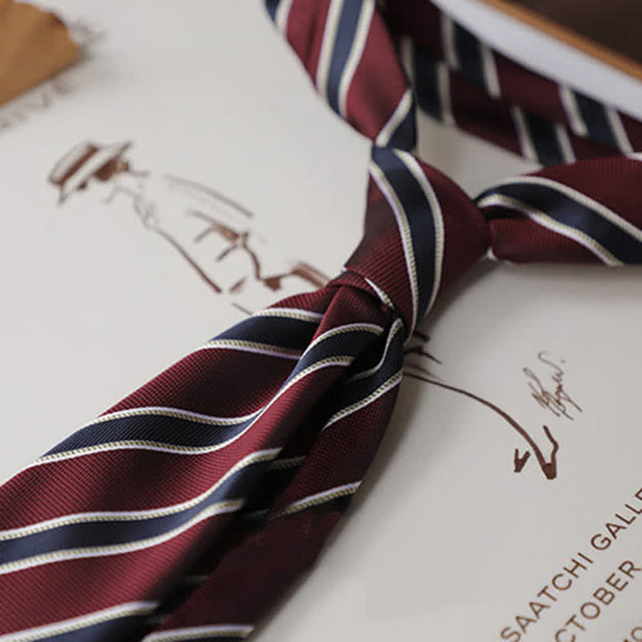 Klassische tägliche Bürokrawatte für Männer mit Streifen