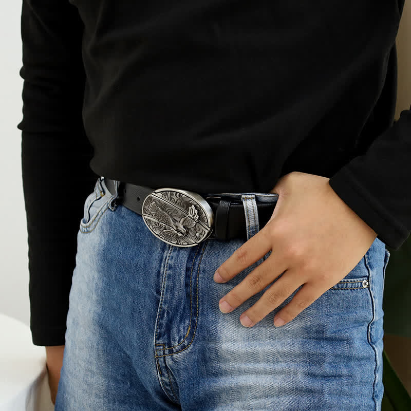 Herren-Ledergürtel mit aufsteigendem Adler und Klappmesser