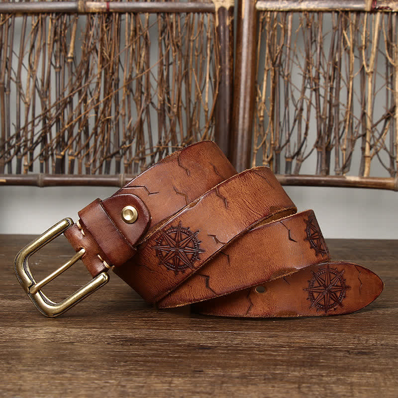 Herren Gürtel aus Leder mit geprägtem Steuerrad-Muster im Used-Look