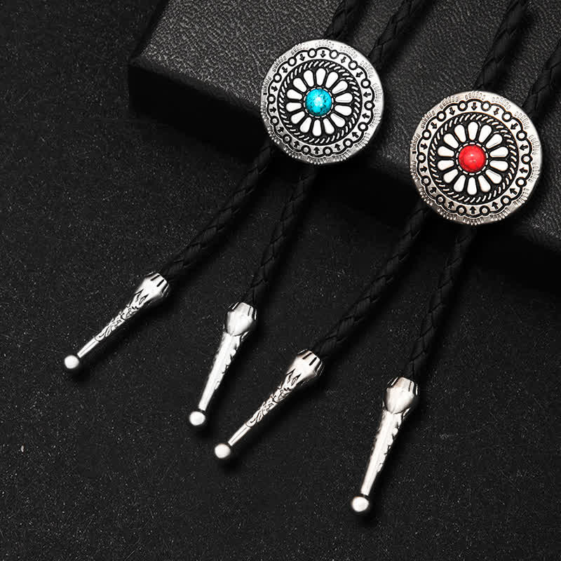 Bolotie mit rundem Mittelstück aus türkisem Stein