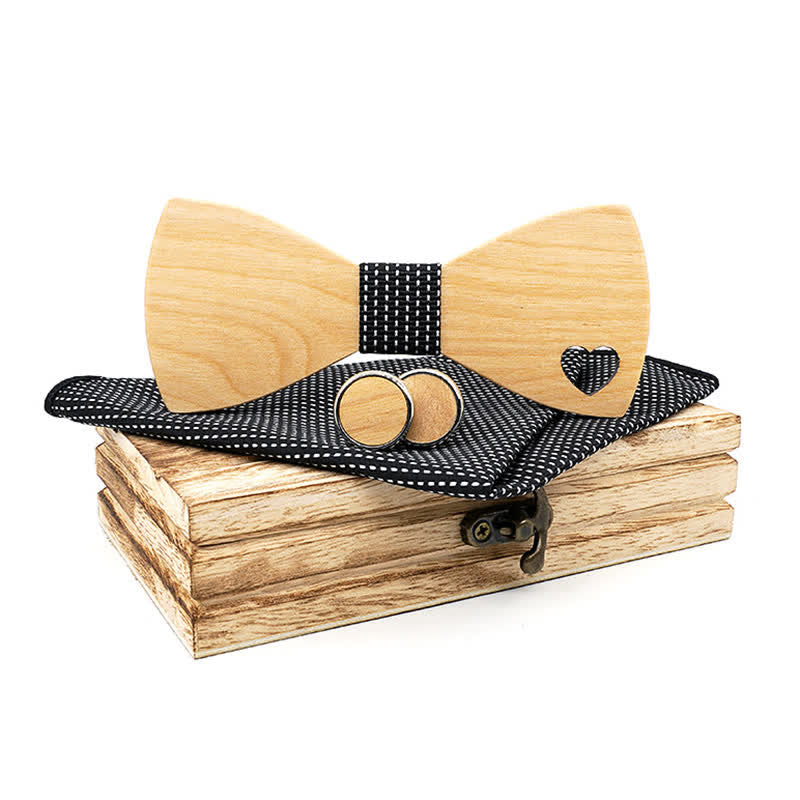 3er Set aus Holzfliege in Herzform für Herren