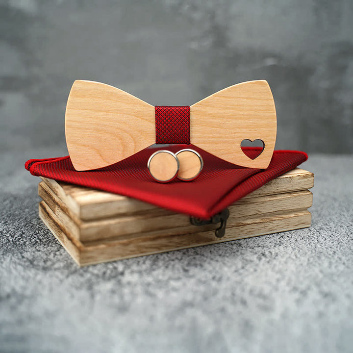 3er Set aus Holzfliege in Herzform für Herren