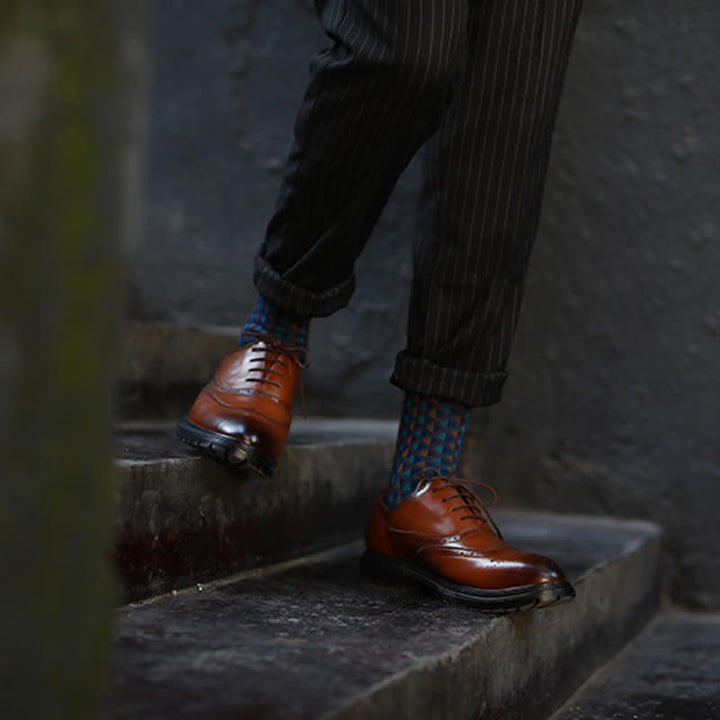 Baumwollsocken mit kontrastierendem Dreiecksmuster