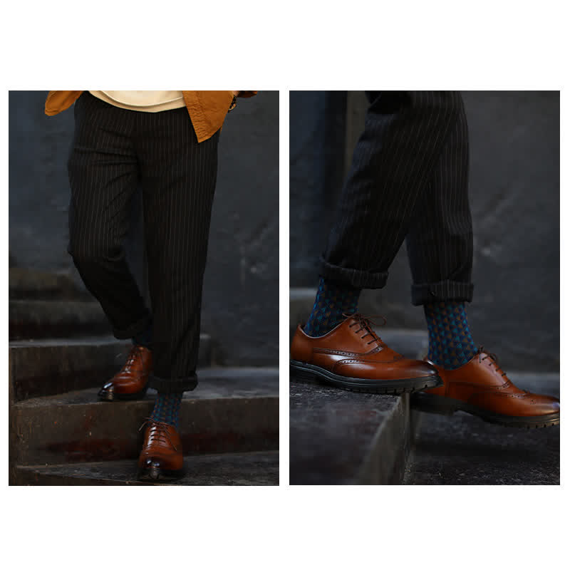 Baumwollsocken mit kontrastierendem Dreiecksmuster