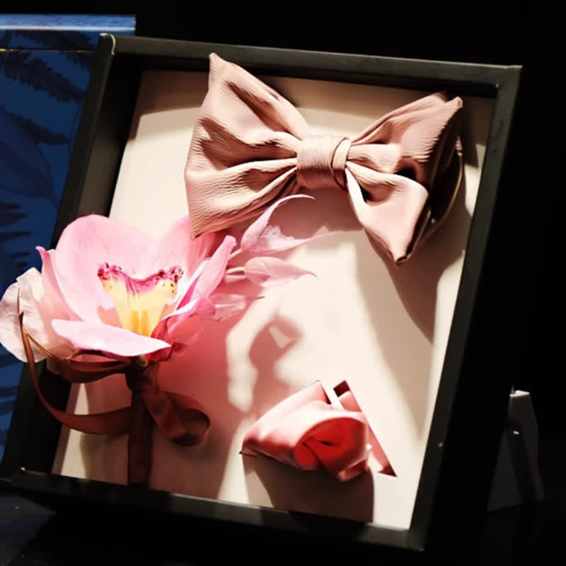 3-teiliges Herren Smokey Pink Brosche Taschentuch Fischschwanz Fliege Set