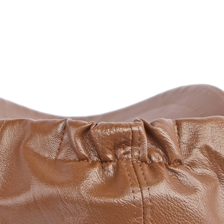 Einfarbige achteckige Baskenmütze aus Leder