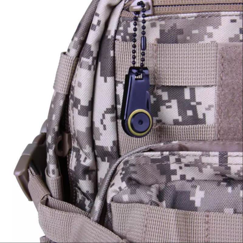 Schwarzes EDC-Klappmesser, tragbarer taktischer Schlüsselanhänger