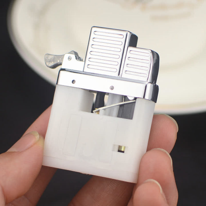 Nachfüllbares Butanfeuerzeug mit dreiseitig geprägtem Drachen