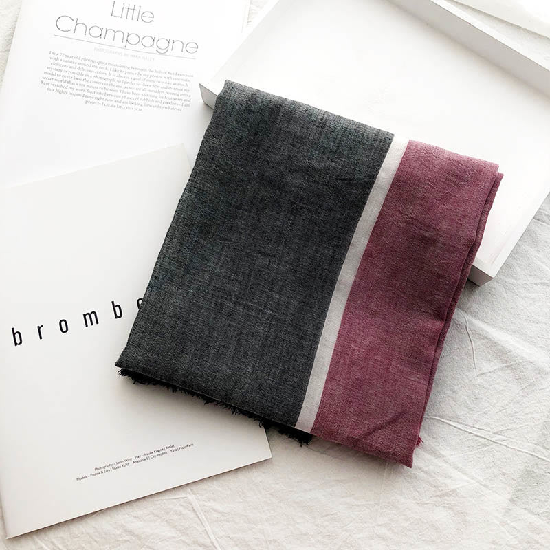 Dreifarbiger, farblich passender Faltenschal für den Sommer