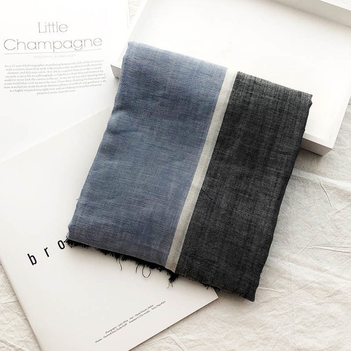 Dreifarbiger, farblich passender Faltenschal für den Sommer