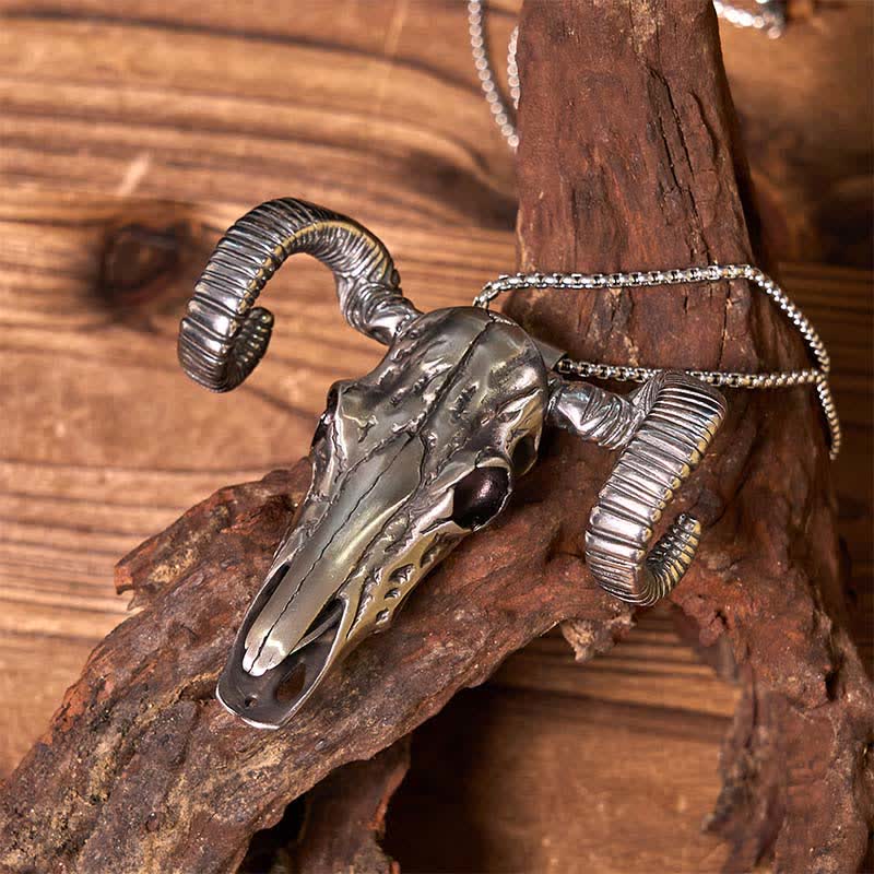 Gürtelschnalle mit Messeranhänger aus Edelstahl mit silbernem Totenkopf-Schaf D2 (Vorverkauf)