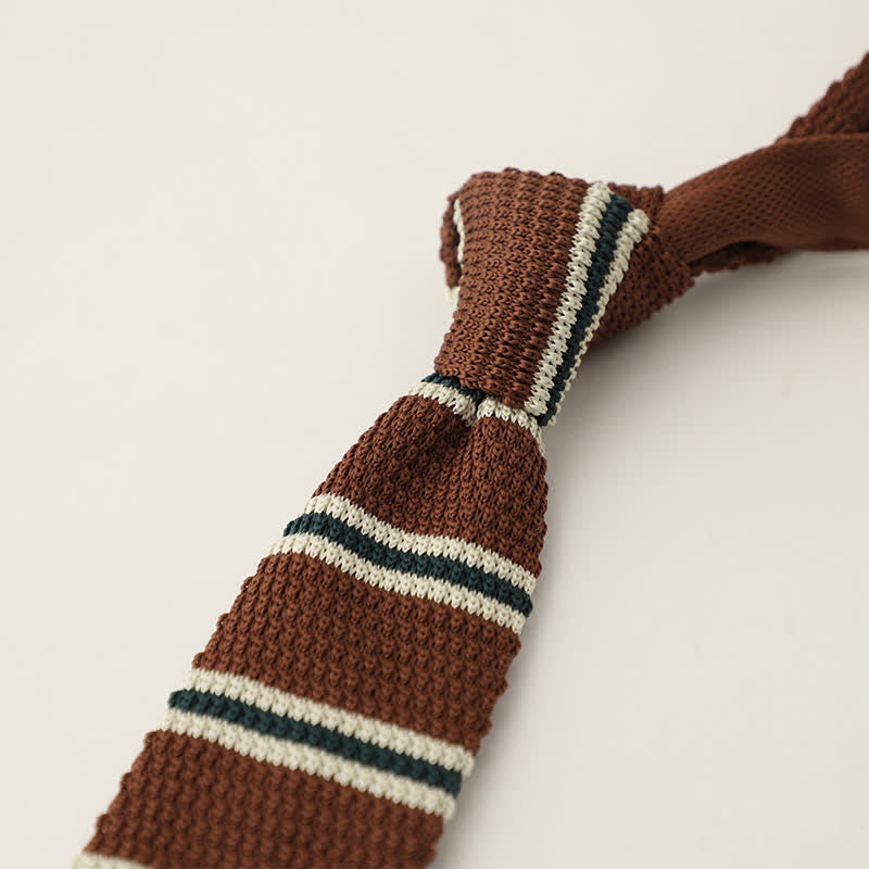Gestreifte schmale Strickkrawatte für Herren