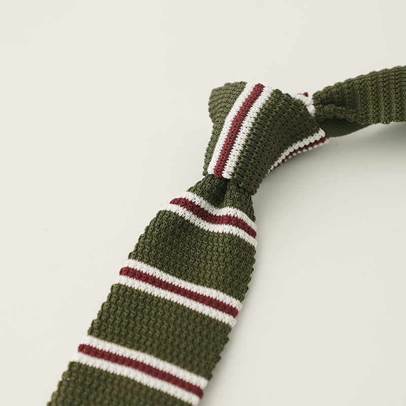Gestreifte schmale Strickkrawatte für Herren