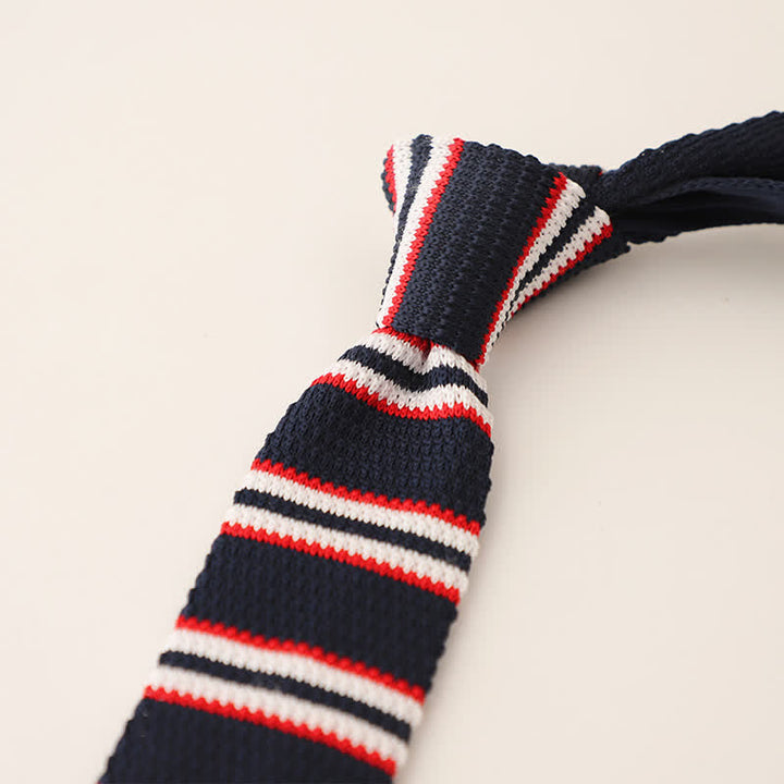 Gestreifte schmale Strickkrawatte für Herren
