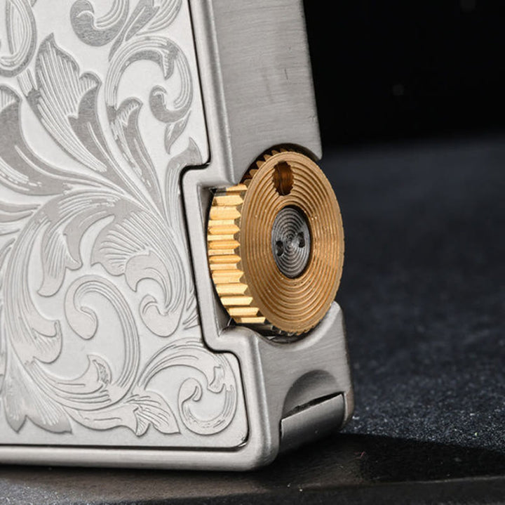 Kreatives nachfüllbares Kerosinfeuerzeug mit One-Touch-Zündung