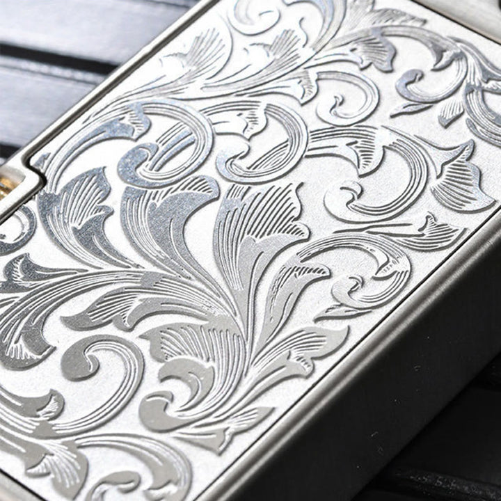 Kreatives nachfüllbares Kerosinfeuerzeug mit One-Touch-Zündung