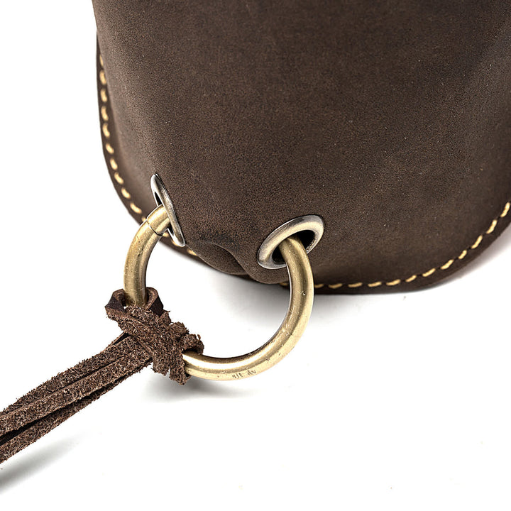 Gürteltasche aus echtem Crazy Horse-Leder mit Kuhkopf