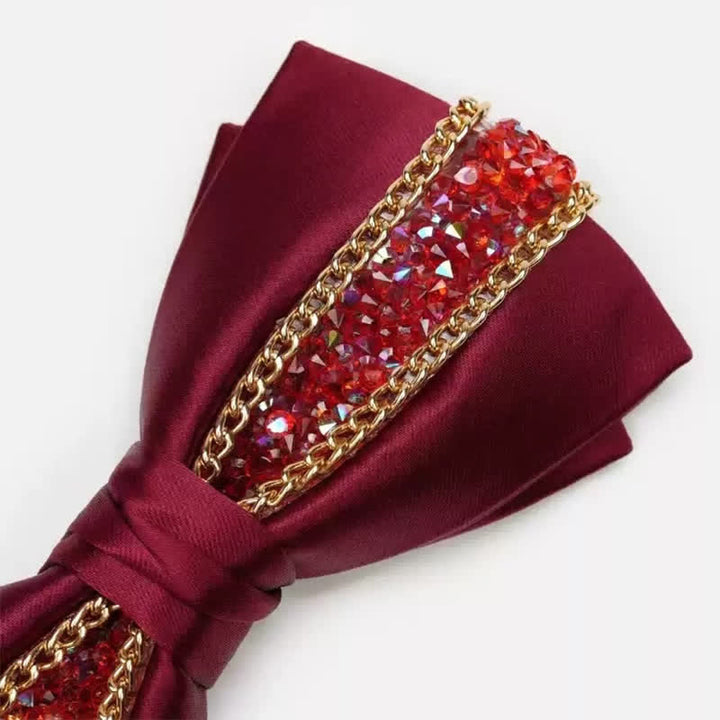 Luxuriöse Fliege mit funkelnden Strasssteinen und Metallkette für Herren