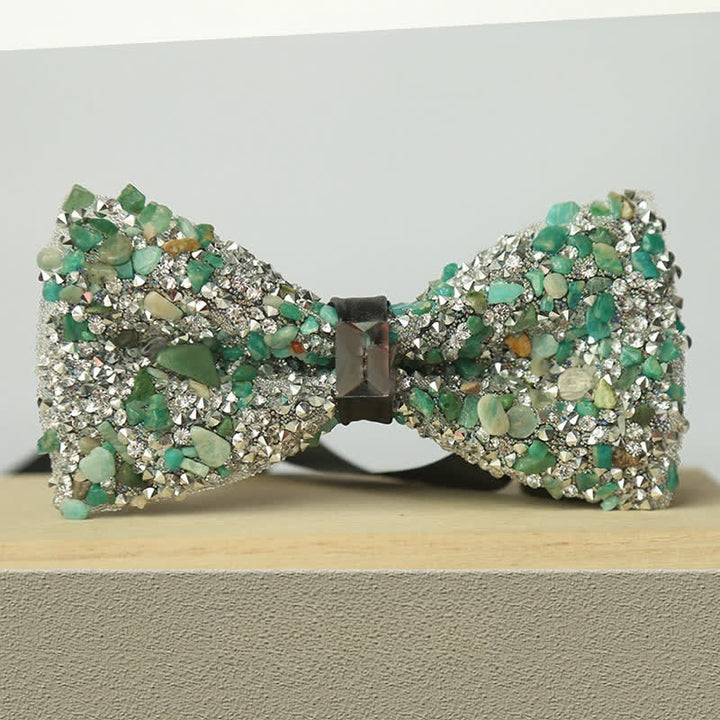 Herren Fliege mit mehrfarbigen Steinen und Kristallen