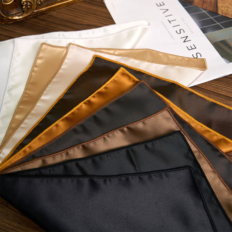 Herren-Set aus Satin mit Fliege und Einstecktuch und glänzendem Strass