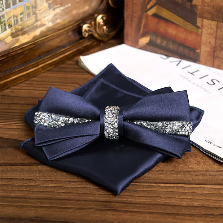 Herren-Set aus Satin mit Fliege und Einstecktuch und glänzendem Strass