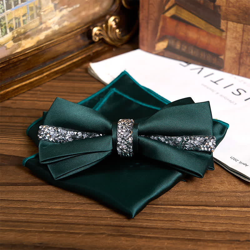 Herren-Set aus Satin mit Fliege und Einstecktuch und glänzendem Strass