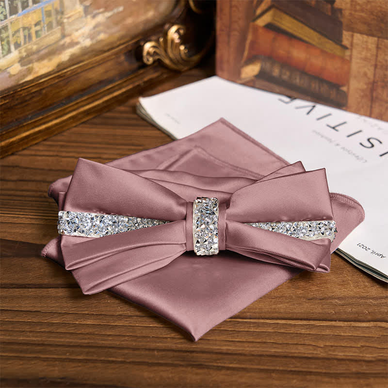 Herren-Set aus Satin mit Fliege und Einstecktuch und glänzendem Strass