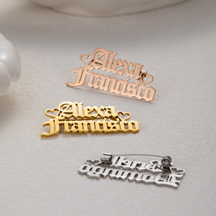 Benutzerdefinierte Zwei Namen Brosche Edelstahl Anzug Zubehör