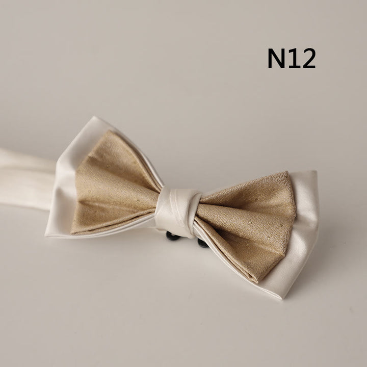 Beige gemusterte zweilagige Fliege aus Satin mit verstellbarem Riemen