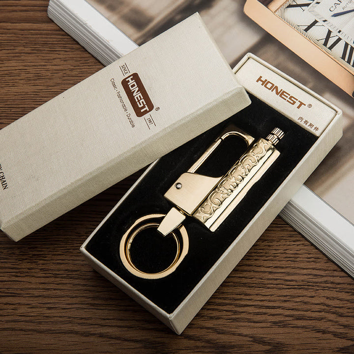 Tragbares Kerosinfeuerzeug mit permanentem Streichholz als Schlüsselanhänger