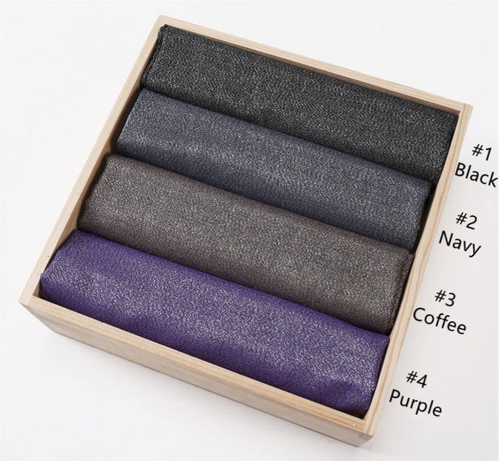 Leichter, dünner Schal mit goldenem Glitzer für Damen