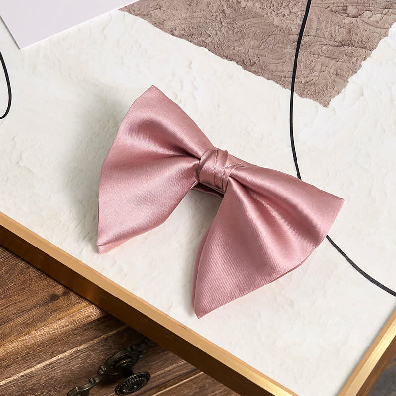 Einfarbiges, übergroßes Einstecktuch mit spitzer Fliege im britischen Stil für Herren