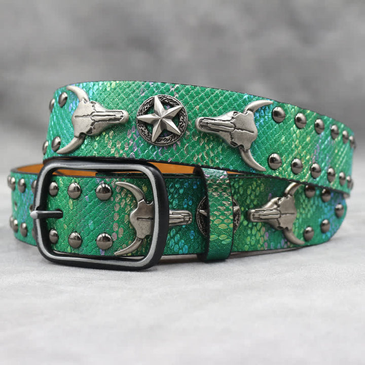 Silberner Stierkopf-Nietengürtel aus schwarzem Leder mit Schlangenhaut-Print