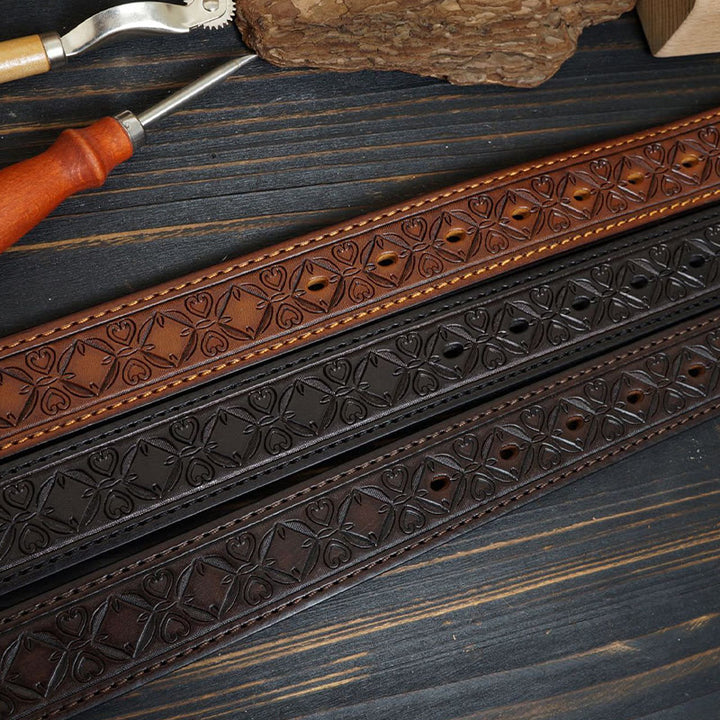 Western-Ledergürtel mit massiver Messingschnalle und Nähten