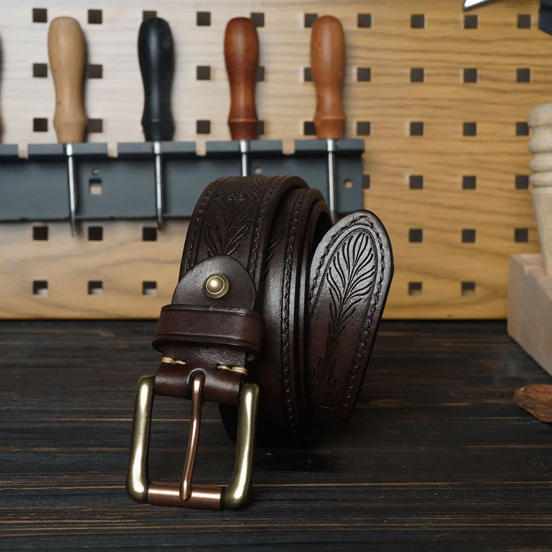 Western-Ledergürtel mit massiver Messingschnalle und geprägter Blume