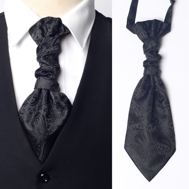 Vorgebundene Ascot-Krawatte mit Paisleymuster und Faltenknoten für Herren