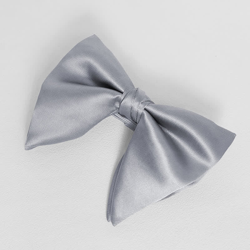 Einfarbiges, übergroßes Einstecktuch mit spitzer Fliege im britischen Stil für Herren