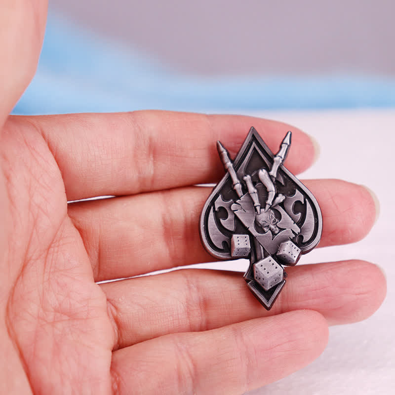 Ace Spades Totenkopf Skelett Teufel Hand Hörner Brosche