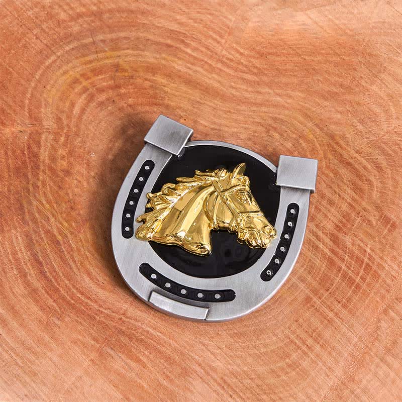 DIY Ledergürtel mit Hufeisenschnalle in Gold und Schwarz