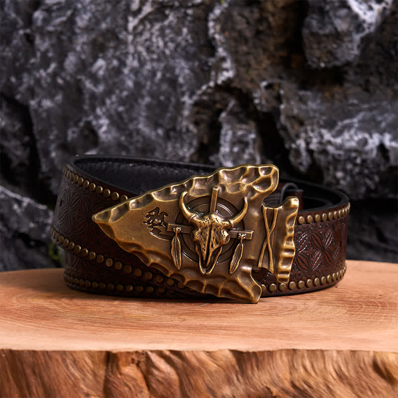 Bronzener Dreieck-DIY-Ledergürtel in Pfeilspitzenform mit Bullenschnalle