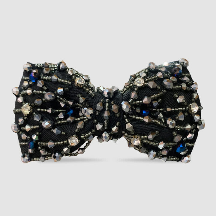 Funkelnde bunte Fliege mit Kristallstickerei und Perlen