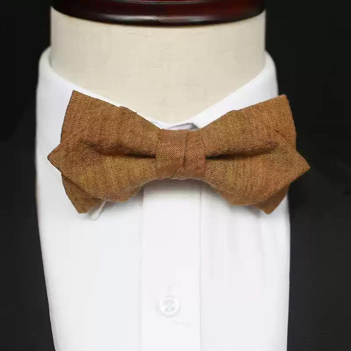 Einfarbige Leinenfliege für Herren in dunklem Goldrutengrün