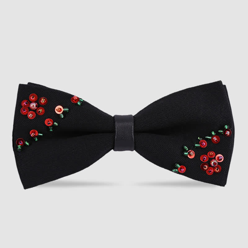 Schwarze Fliege mit Blumen-Perlenstickerei