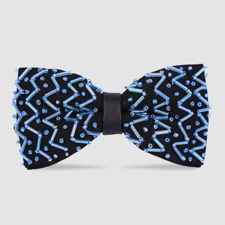 Exquisite schwarze Fliege mit Wellenperlenstickerei