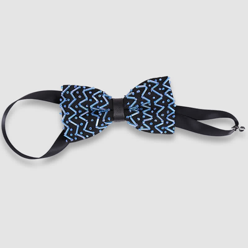 Exquisite schwarze Fliege mit Wellenperlenstickerei