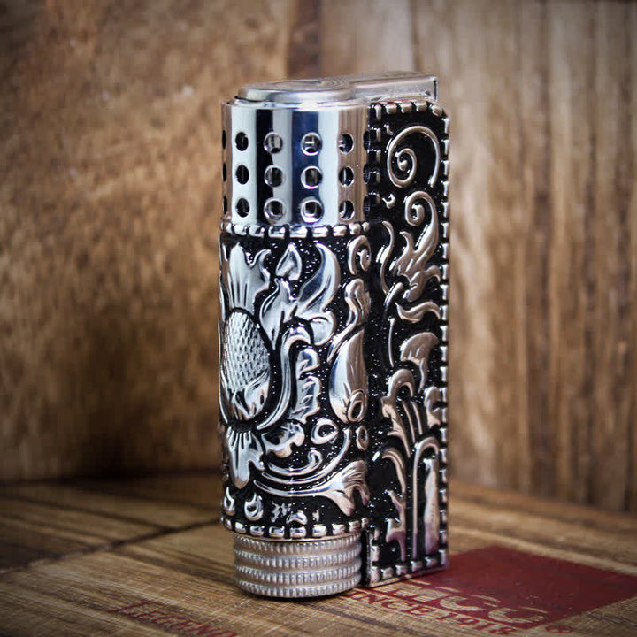 Nachfüllbares Kerosinfeuerzeug mit geprägtem Drachen und abnehmbarer Schale