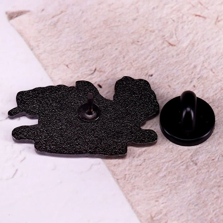 Katze hat deine Zunge, kleine Maus, Rosenskelett, Emaille-Brosche