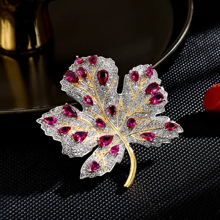 Damen-Brosche mit Ahornblatt-Motiv, rosa und weiß, mit Kristallen