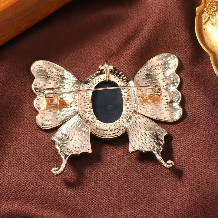 Damen-Brosche im antiken viktorianischen Stil mit Schmetterlings-Kamee